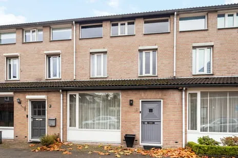Tussenwoning te koop: Irenelaan 7, Steenweg en omgeving Helmond