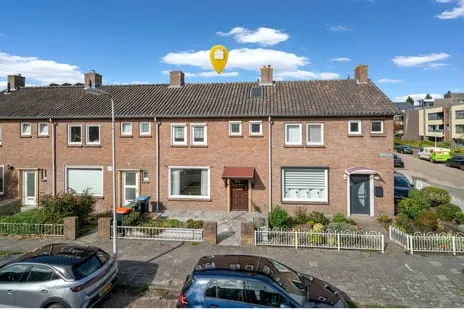Tussenwoning te koop: Ireneplein 2A, Sint Josephbuurt Roosendaal
