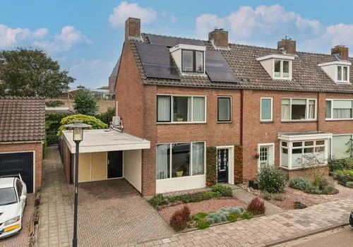 Hoekwoning te koop: Irenestraat 13, Oranjebuurt Druten