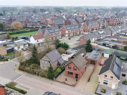 Vrijstaande woning te koop: Irenestraat 18, St. Willebrord