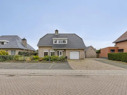 Vrijstaande woning te koop: Irenestraat 36, Sint Willebrord St. Willebrord