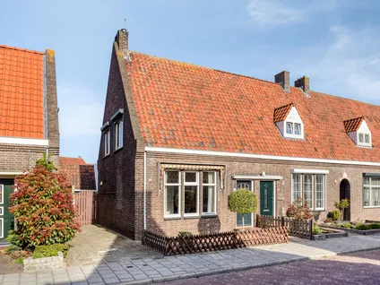 Hoekwoning te koop: Irenestraat 8, Yerseke