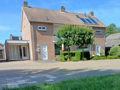 Twee-onder-één-kap te koop: Irenestraat 9, Dorp Noord Baarle-Nassau