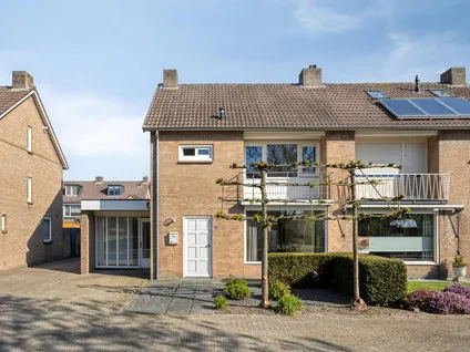 Twee-onder-één-kap te koop: Irenestraat 9, Dorp Noord Baarle-Nassau