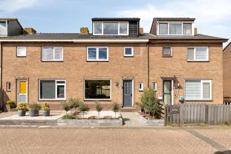 Tussenwoning te koop: Irenestraat 9, Prinsessenbuurt Lekkerkerk