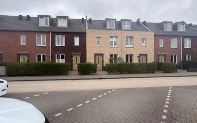 Tussenwoning te huur: Irislaan 105, Badhoevedorp Bouwlust Badhoevedorp