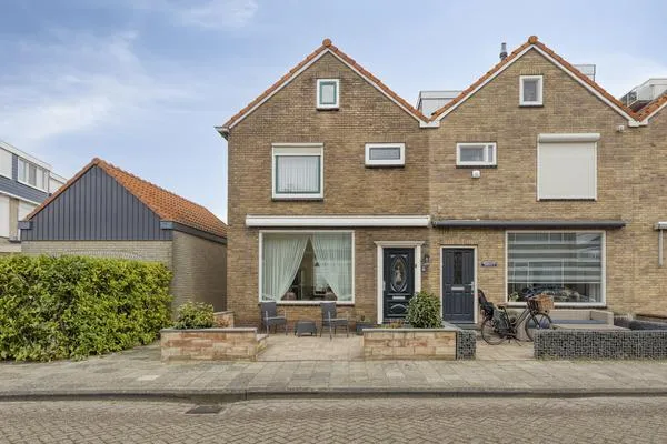Hoekwoning te koop: Irissenstraat 28, Volendam-Bloemenbuurt Volendam