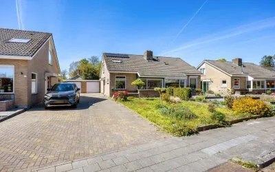 Twee-onder-één-kap te koop: Irisstraat 15, Eexta Scheemda