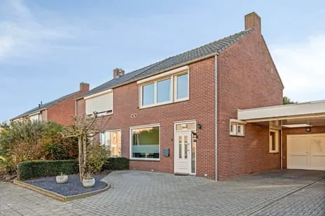 Tussenwoning te koop: Irisstraat 16, Ittervoort