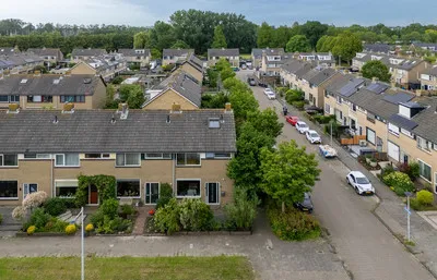 Hoekwoning te koop: Isaäc da Costastraat 10, Dichters- en Schrijversbuurt Hellevoetsluis