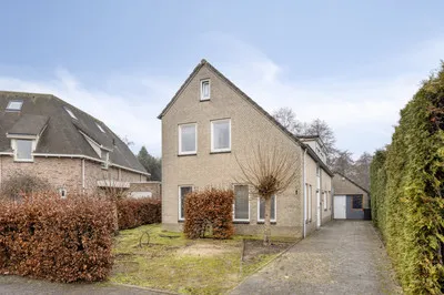 Vrijstaande woning te koop: Isaac Tirionplein 33, Besoyen Waalwijk
