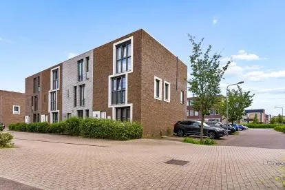 Tussenwoning te koop: Iskurstraat 8, Homeruskwartier Oost Almere
