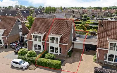Tussenwoning te koop: It Harspit 23, Nes Nes