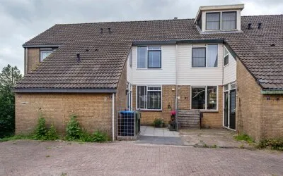 Tussenwoning te koop: It Weidlân 32, Akkrum Akkrum