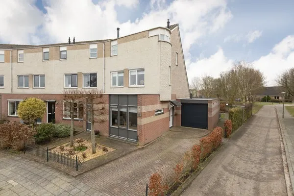 Hoekwoning te koop: it Bûtlân 37, Sneek