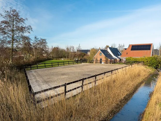Vrijstaande woning te koop: It Noarderfjild 18, Stiens