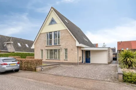Vrijstaande woning te koop: It Sein 30, Sint Nicolaasga Sint Nicolaasga