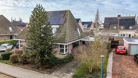Twee-onder-één-kap te koop: It Swee 11, Nes Nes (Gem. Heerenveen)