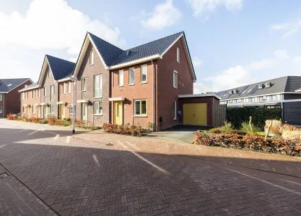 Hoekwoning te koop: It Waarlamke 2, De Klamp Leeuwarden