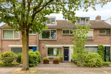 Tussenwoning te koop: Italiëlaan 123, Heesterakker Eindhoven