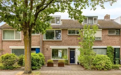 Terraced house for sale: Italiëlaan 123, Heesterakker Eindhoven