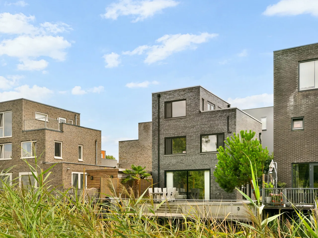Vrijstaande woning te koop: Iyohof 5, Almere