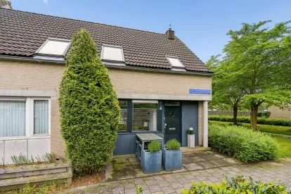 Hoekwoning te koop: J.A. Brinkmanstraat 107, Bouwmeesterbuurt Noord Almere