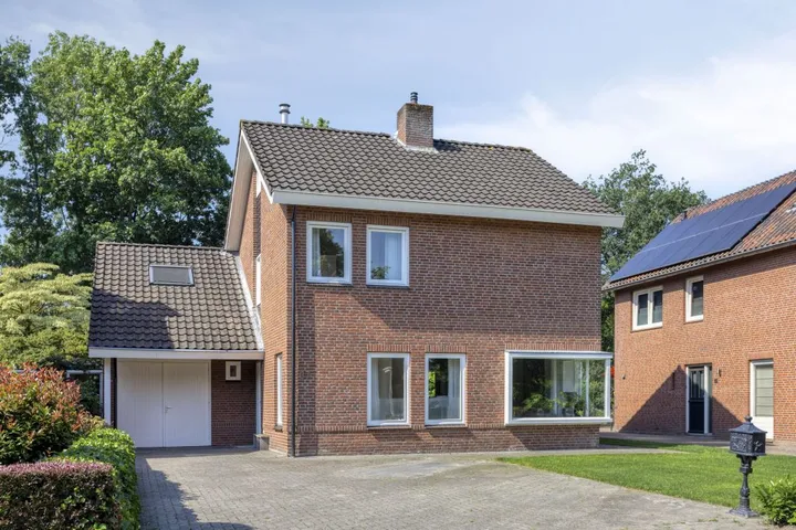 Vrijstaande woning te koop: J.A.Middelhuisstraat 37, Zienesch Haaksbergen