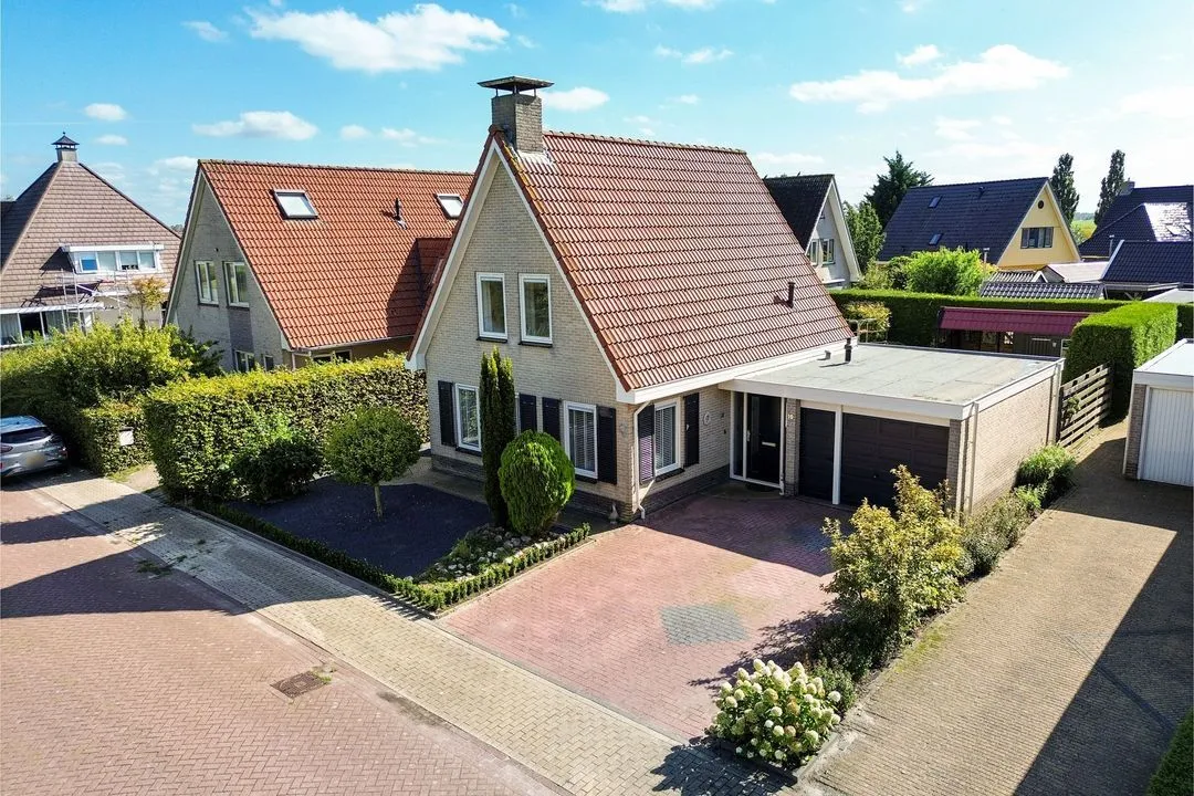 Vrijstaande woning te koop: J. Droststraat 10, Dokkum