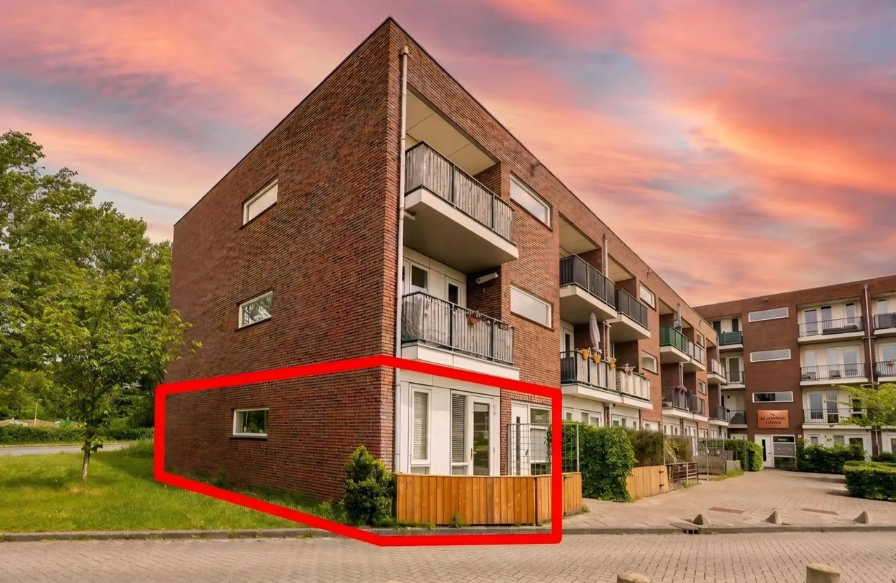 Appartement te koop: J.G. Waltherhof, Almere