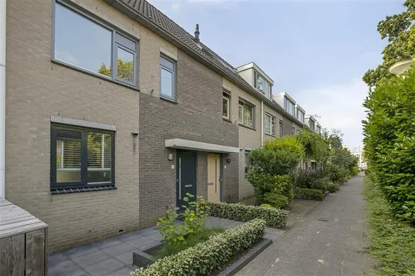 Tussenwoning te koop: J.J.P. Oudpad 19, Architectenbuurt-West Amersfoort