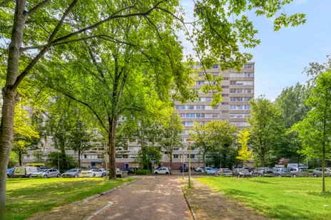 Apartment for sale: J.J. Slauerhofflaan 105, Roland Holstbuurt Delft
