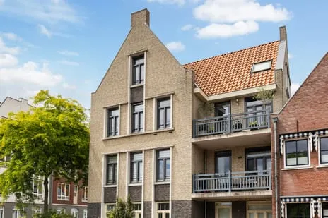 Appartement te koop: J. Reyneke van Stuwestraat 27, Op Buuren Maarssen
