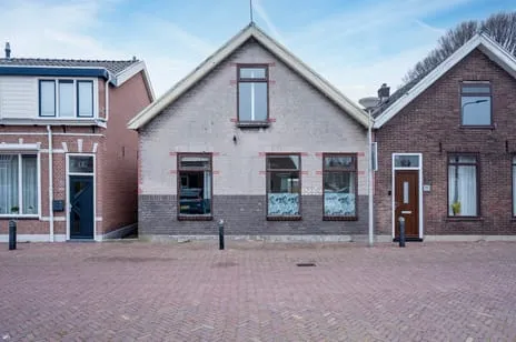 Tussenwoning te koop: J.W.C. Bloemstraat 41, Lijsterlaan Alphen Aan Den Rijn