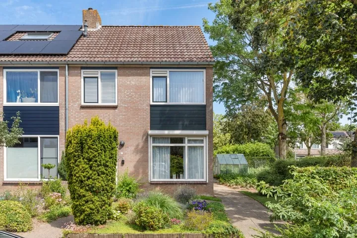 Hoekwoning te koop: J.W. Dumonstraat 35, Kortrick en Zonnekamp Olst
