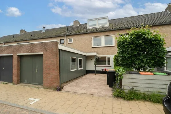 Tussenwoning te koop: J.W. Frisodreef 67, Cleijn Duin Katwijk