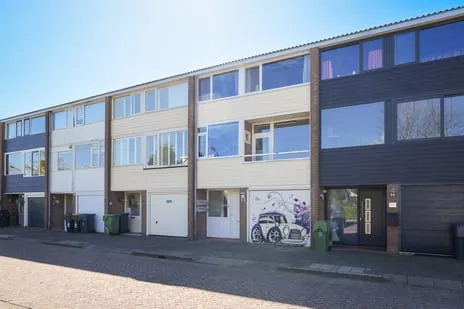 Tussenwoning te koop: J. van de Veldelaan 98, Schildersbuurt Noord Heerhugowaard