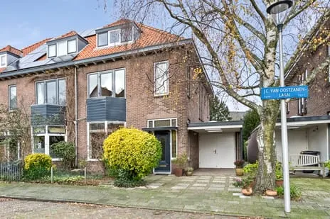 Hoekwoning te koop: J.C. van Oostzanenlaan 13, Heemsteedse Dreef, Schildersbuurt en omgeving Heemstede