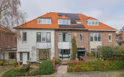 Tussenwoning te koop: J.C. van Oostzanenlaan 17, Heemsteedse Dreef, Schildersbuurt en omgeving Heemstede