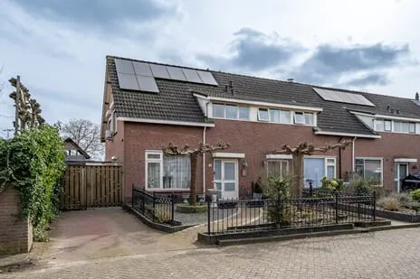 Hoekwoning te koop: J.E.S. Holthausstraat 1, Rossum Rossum (Ge)