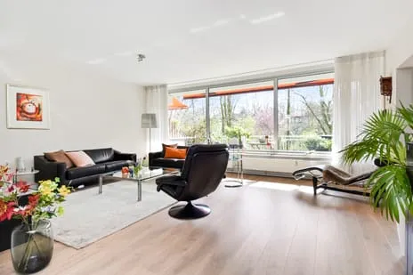 Appartement te koop: J.J. Slauerhofflaan 147, Roland Holstbuurt Delft