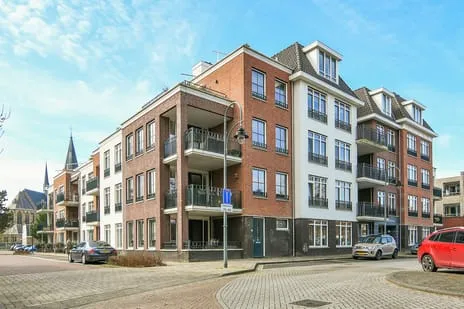 Appartement te koop: J.P. Gouverneurlaan 20E, Centrum Sassenheim