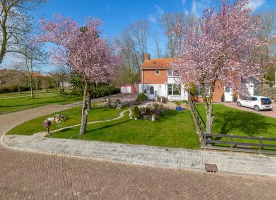 Twee-onder-één-kap te koop: J.P.Nuusweg 5, Finsterwolde Ganzedijk Finsterwolde