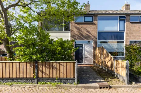 Hoekwoning te koop: J M vd Lugt Melsertln 11, Vierpolders Vierpolders