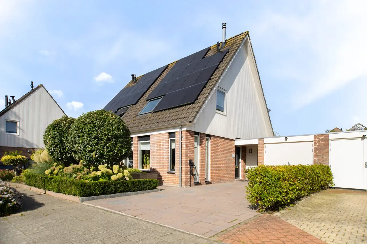 Tussenwoning te koop: Jaagband 6, Wognum