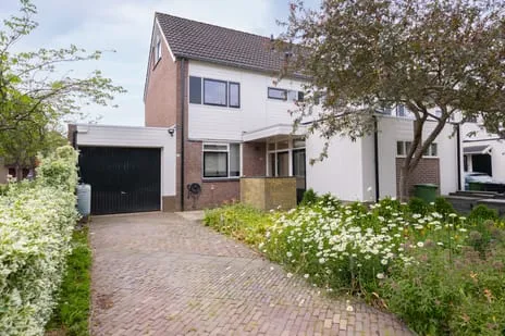 Corner house for sale: Jaagband 70, Wognum Westergouw Wognum