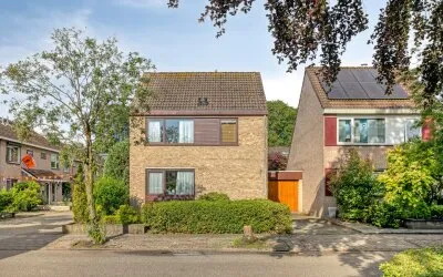 Twee-onder-één-kap te koop: Jaagpad 1, Albano Oudenbosch