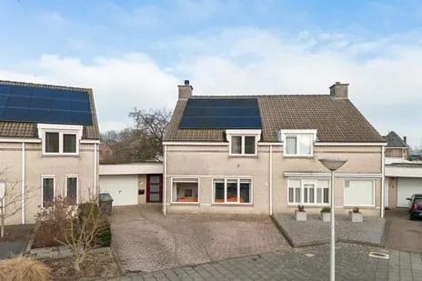 Tussenwoning te koop: Jaap Hamminglaan 9, Kerkdorp Acht Eindhoven