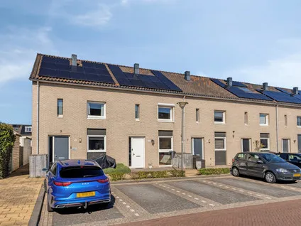 Tussenwoning te koop: Jaap Van De Scheurhof 8, Strand en Duin Hoek Van Holland