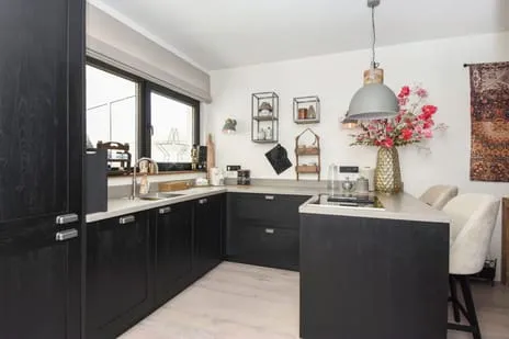 Tussenwoning te koop: Jaarsveldstraat 226, 'S-Gravenhage